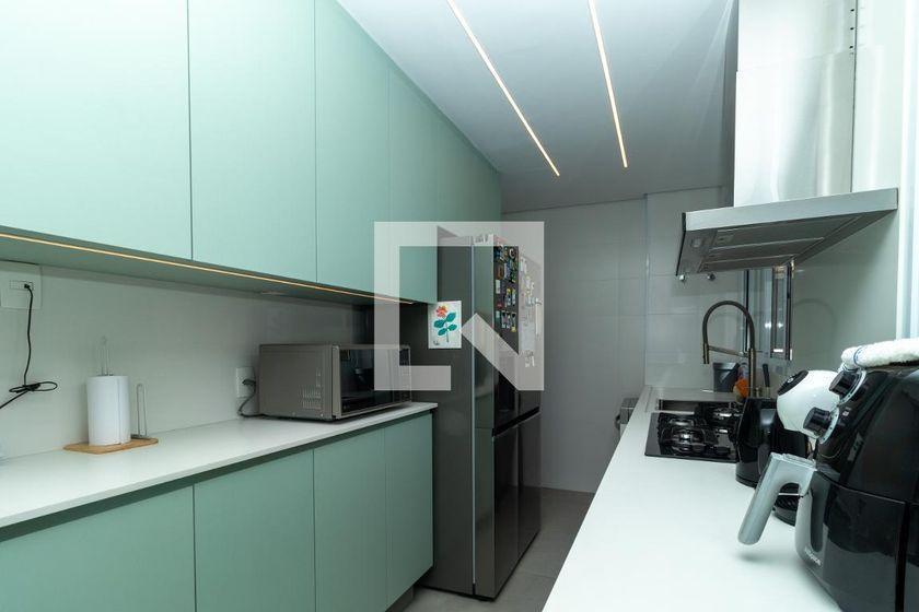 Apartamento à Venda – Alto da Lapa, 3 Quartos, 230 m² – São Paulo