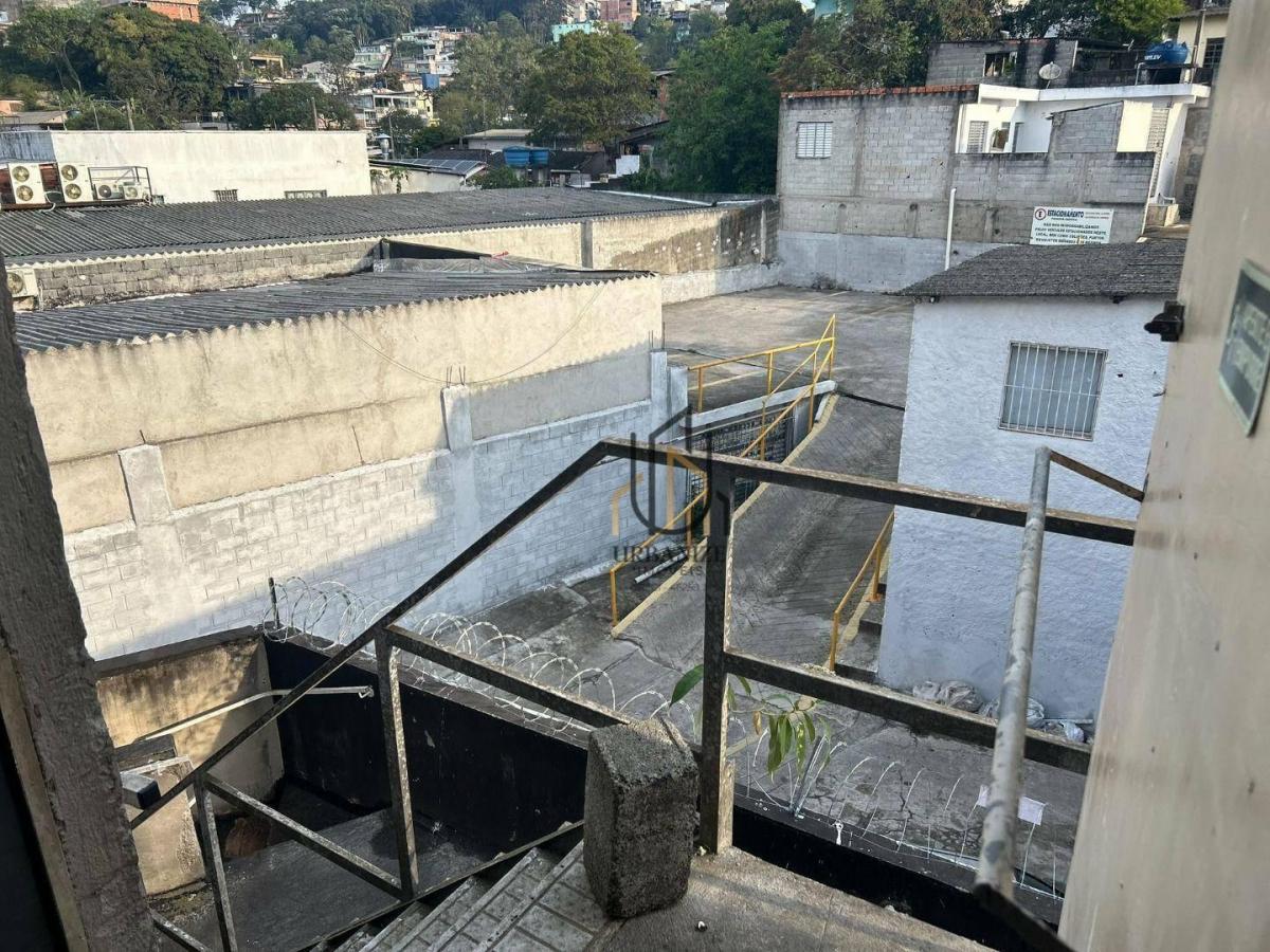 SALÃO COMERCIAL DE 380 M2 PARA LOCAÇÃO – EM CIMA DA PADOCA DE PARELHEIROS (CENTRO)