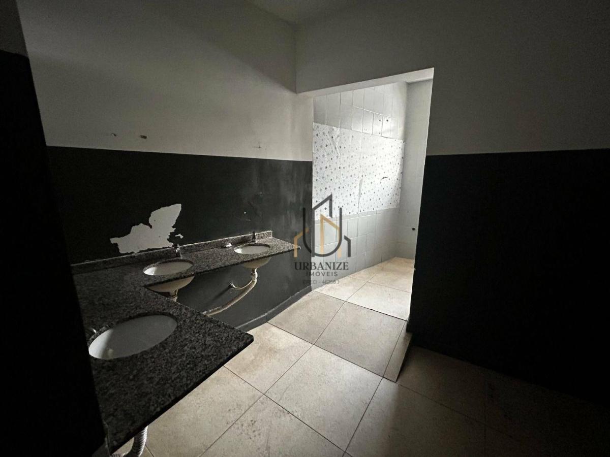SALÃO COMERCIAL DE 380 M2 PARA LOCAÇÃO – EM CIMA DA PADOCA DE PARELHEIROS (CENTRO)