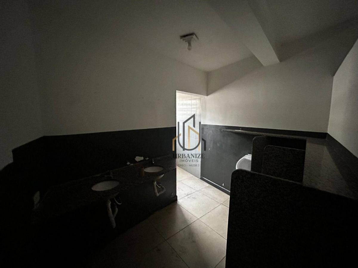 SALÃO COMERCIAL DE 380 M2 PARA LOCAÇÃO – EM CIMA DA PADOCA DE PARELHEIROS (CENTRO)