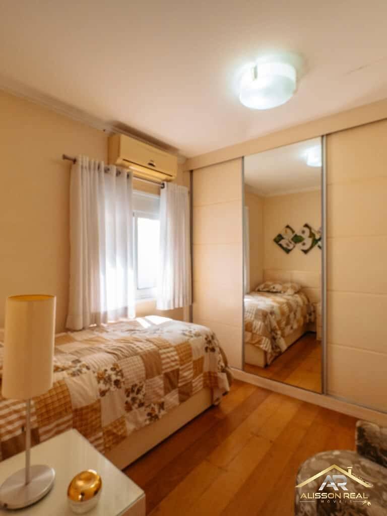 Casa de Alto padrão de 450m², 6 Suítes, 8 Wc e 6 Vagas no Pq. dos Príncipes