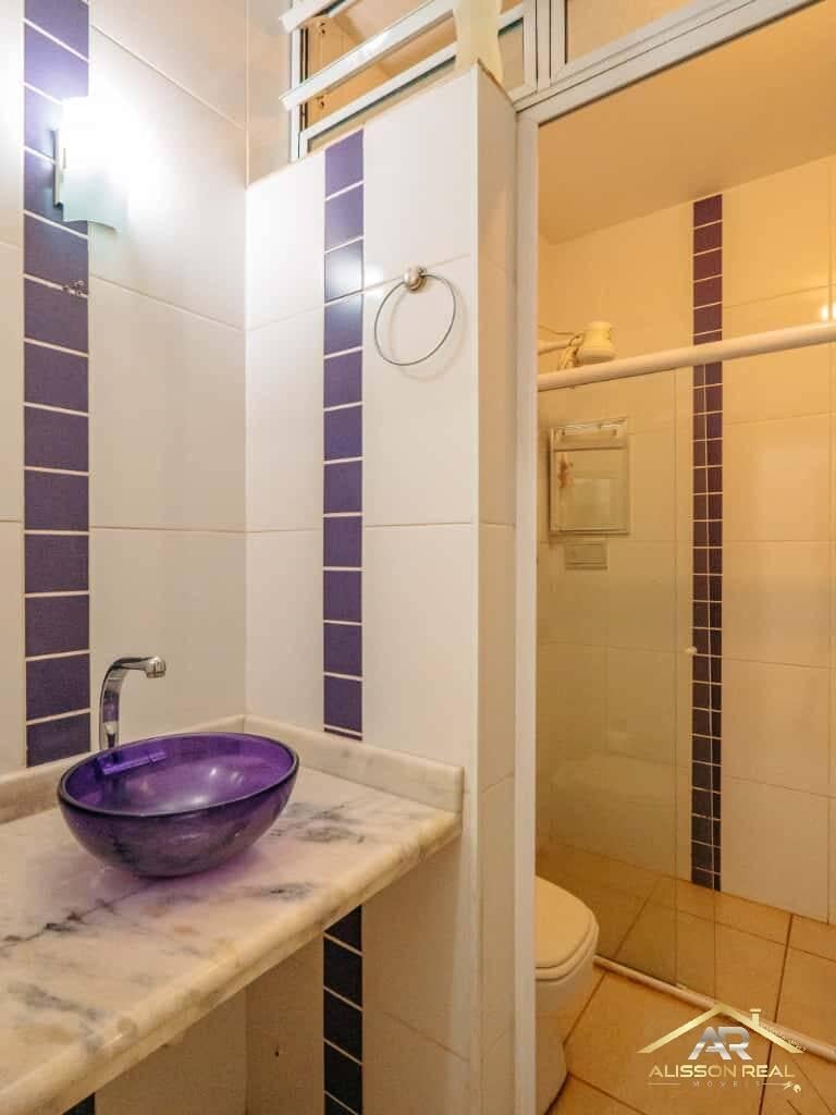 Casa de Alto padrão de 450m², 6 Suítes, 8 Wc e 6 Vagas no Pq. dos Príncipes
