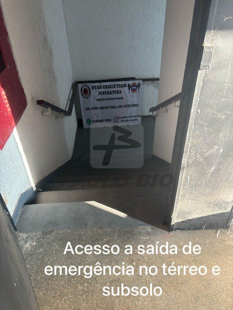 Comercial para aluguel – no Jurubatuba