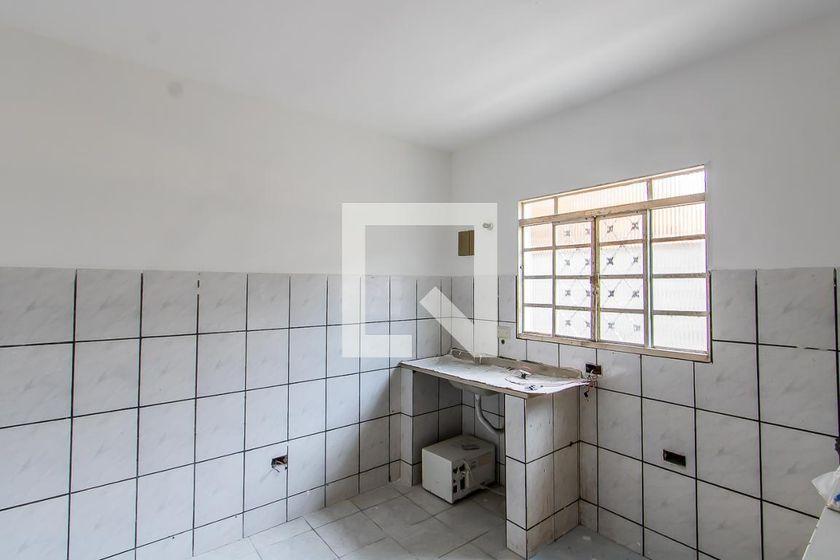 Casa à Venda – Artur Alvim, 1 Quarto, 150 m² – São Paulo