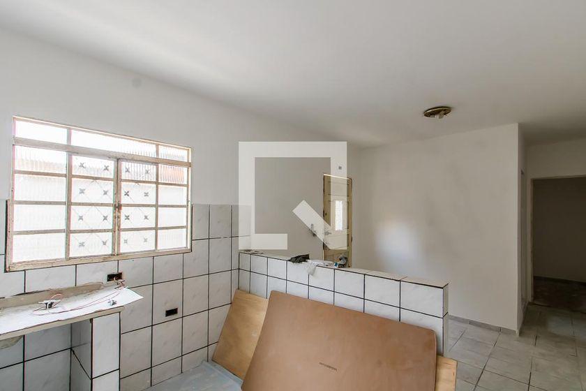Casa à Venda – Artur Alvim, 1 Quarto, 150 m² – São Paulo
