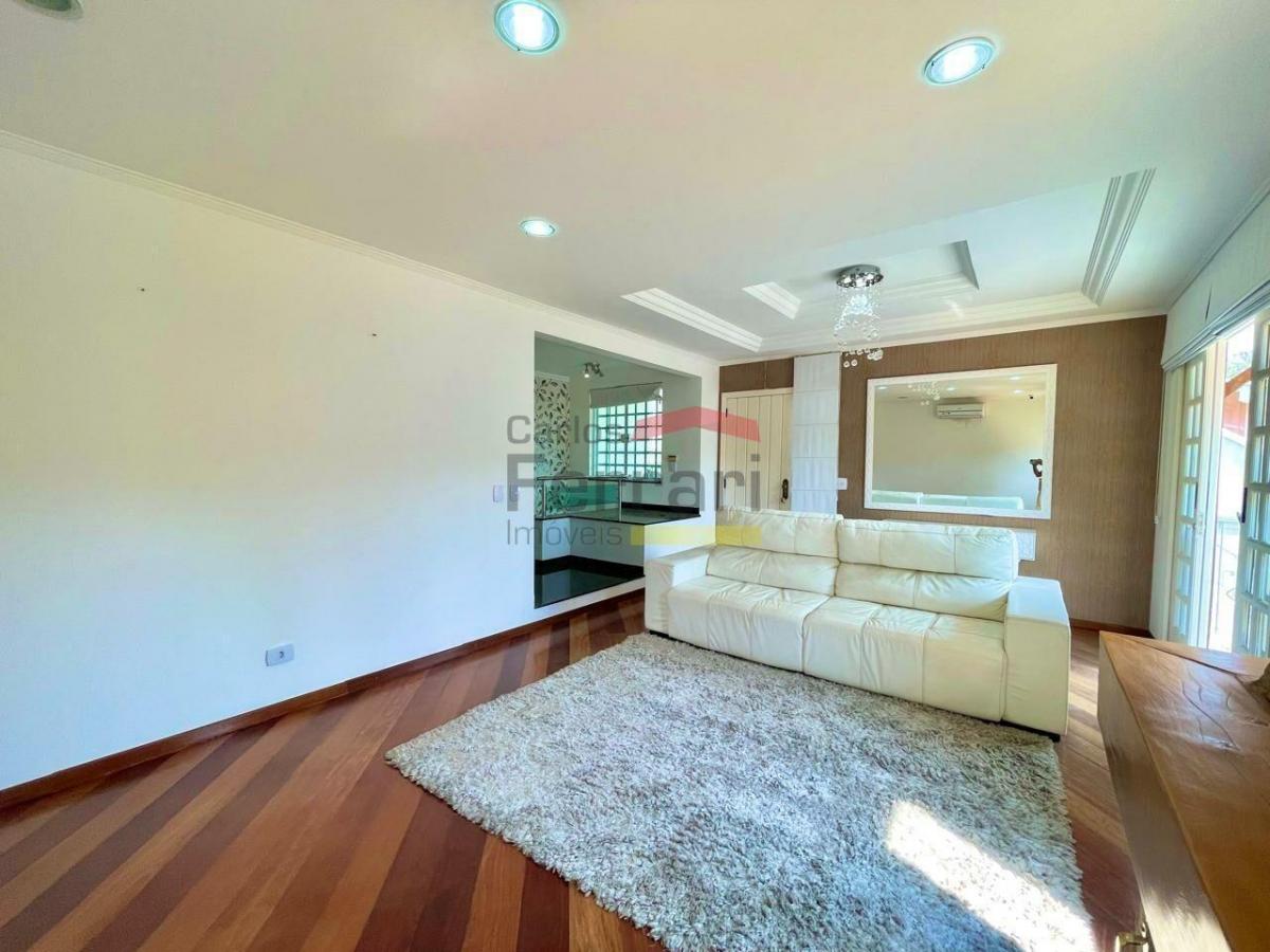 CASA PARA LOCAÇÃO EM CONDOMINIO