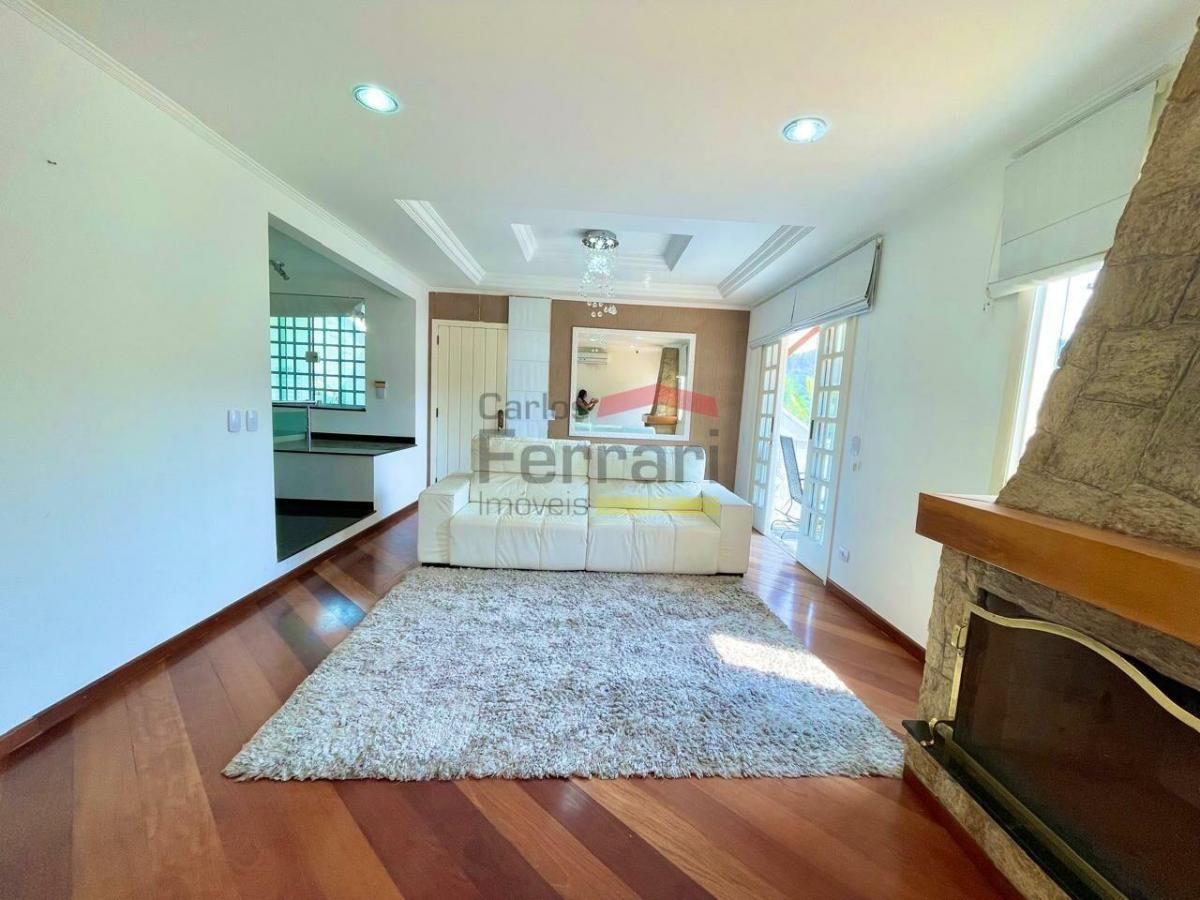 CASA PARA LOCAÇÃO EM CONDOMINIO