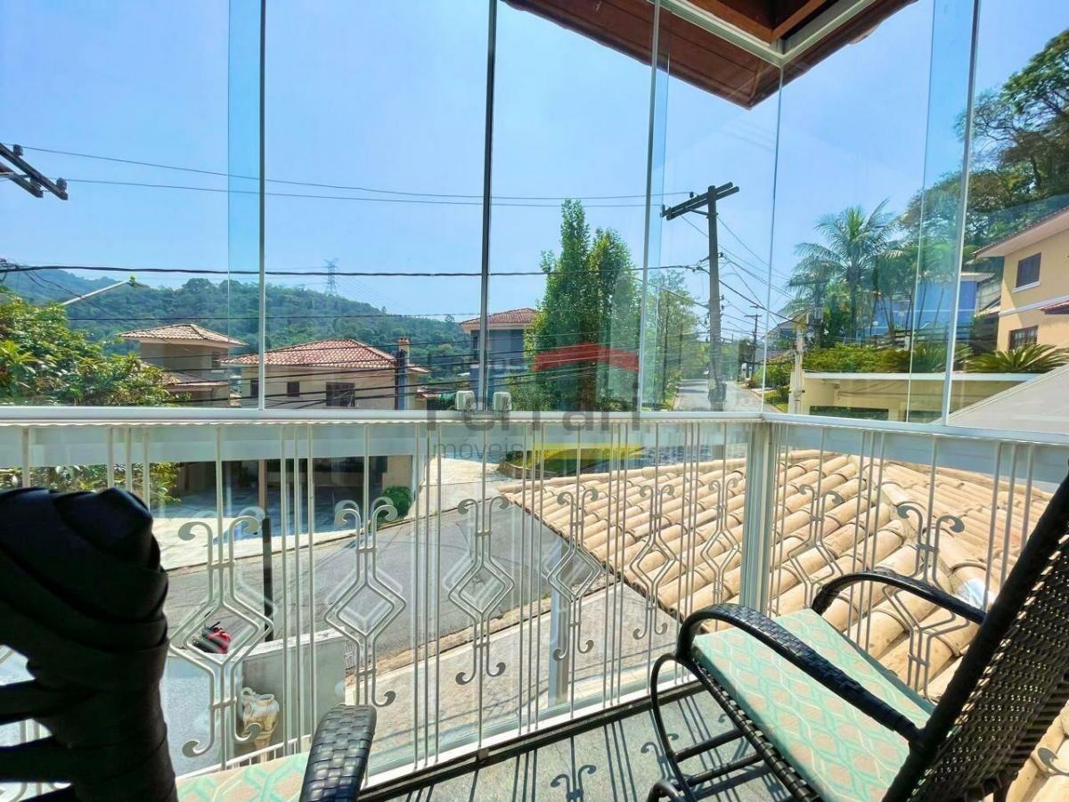 CASA PARA LOCAÇÃO EM CONDOMINIO