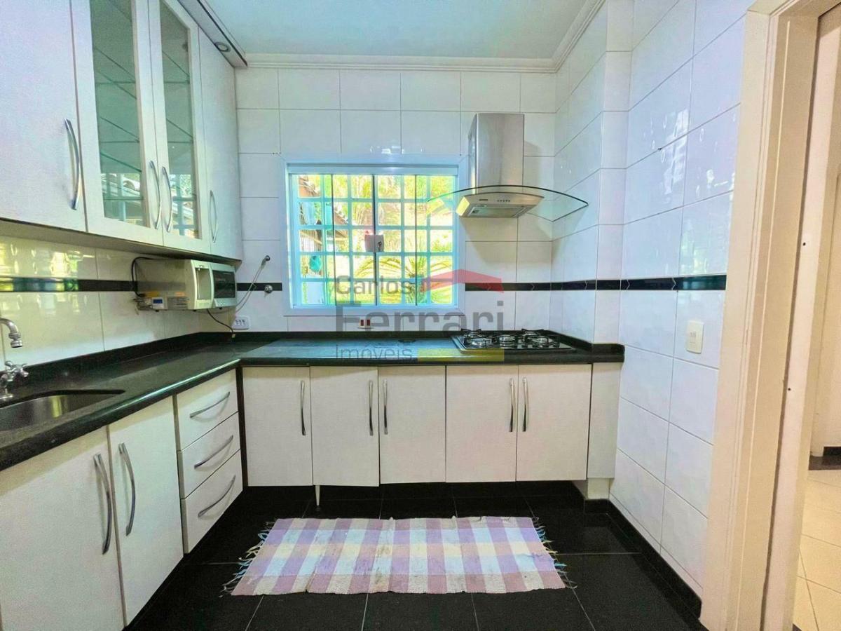 CASA PARA LOCAÇÃO EM CONDOMINIO
