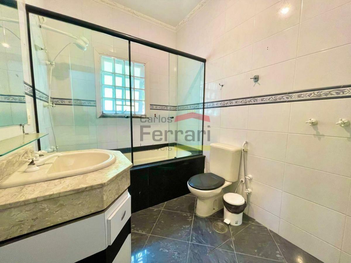 CASA PARA LOCAÇÃO EM CONDOMINIO