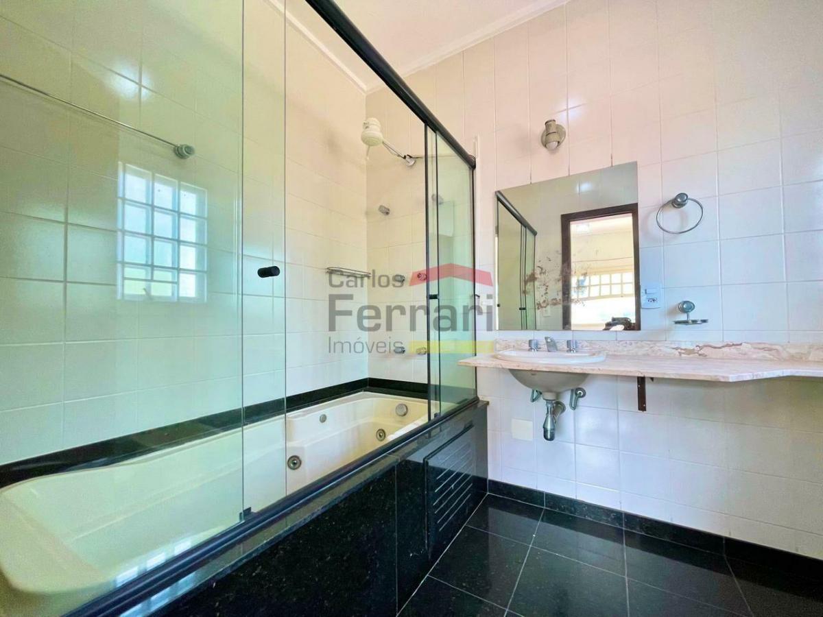 CASA PARA LOCAÇÃO EM CONDOMINIO