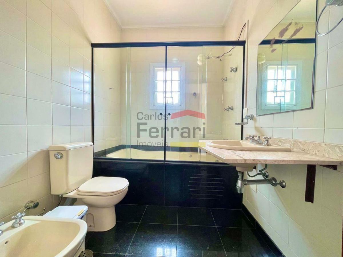 CASA PARA LOCAÇÃO EM CONDOMINIO