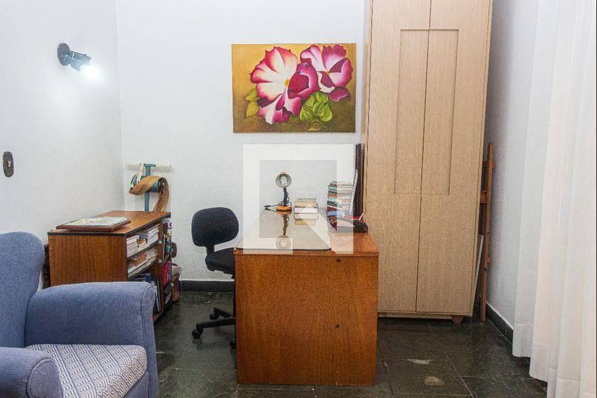 Casa à Venda – Interlagos, 6 Quartos, 690 m² – São Paulo