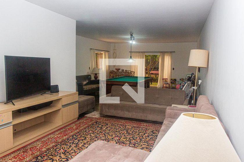 Casa à Venda – Interlagos, 6 Quartos, 690 m² – São Paulo