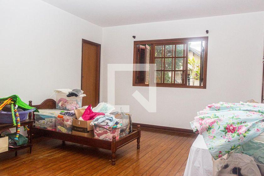 Casa à Venda – Interlagos, 6 Quartos, 690 m² – São Paulo