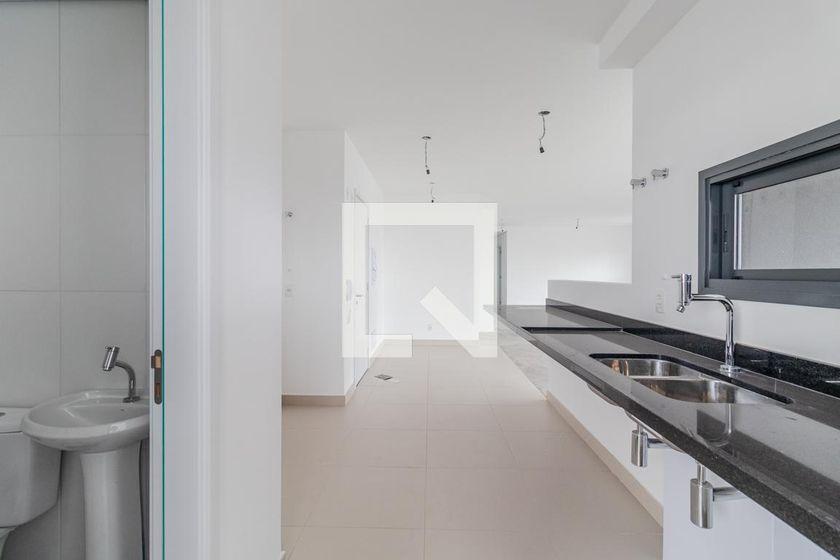 Apartamento à Venda – Vila Madalena, 3 Quartos, 195 m² – São Paulo