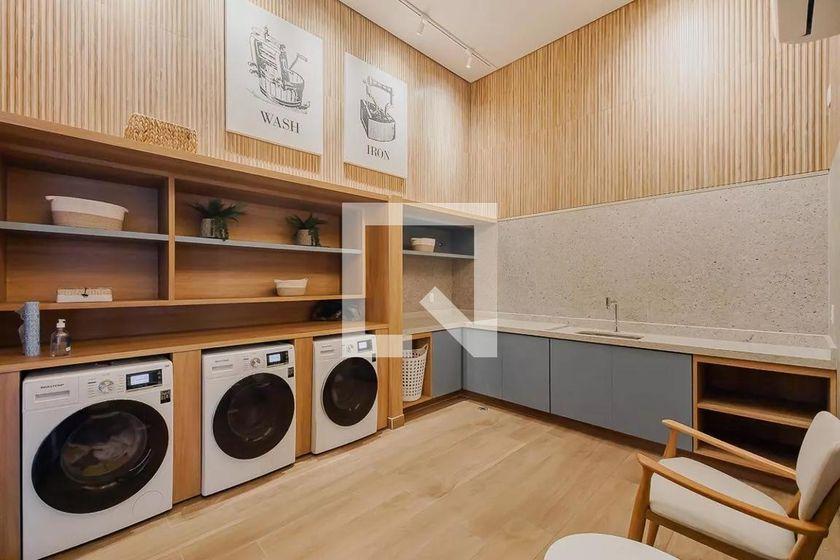 Apartamento à Venda – Vila Madalena, 3 Quartos, 195 m² – São Paulo