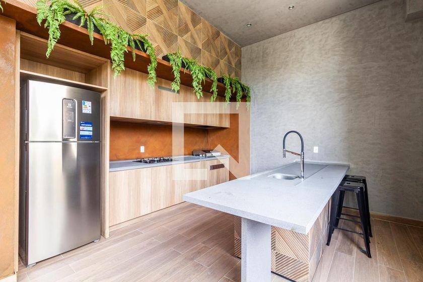 Apartamento à Venda – Vila Madalena, 3 Quartos, 195 m² – São Paulo