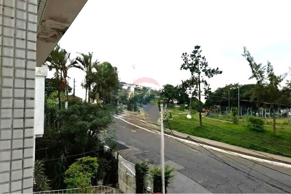 Casa com 4 dormitórios e Piscina em Santana!