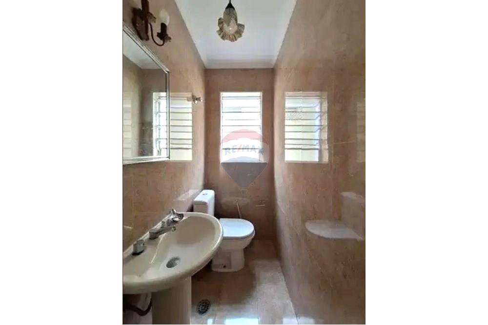 Casa com 4 dormitórios e Piscina em Santana!
