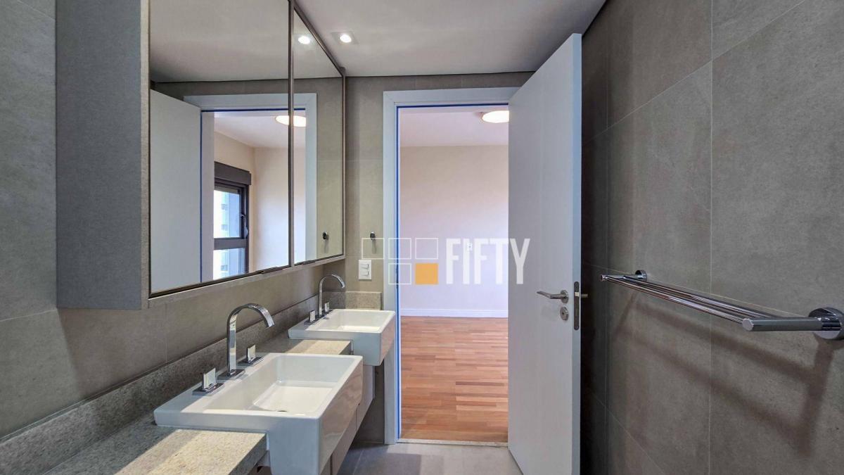 Apartamento novo, à venda, com 186m², 3 suítes, varanda integrada e 3 vagas – Panamby – SP