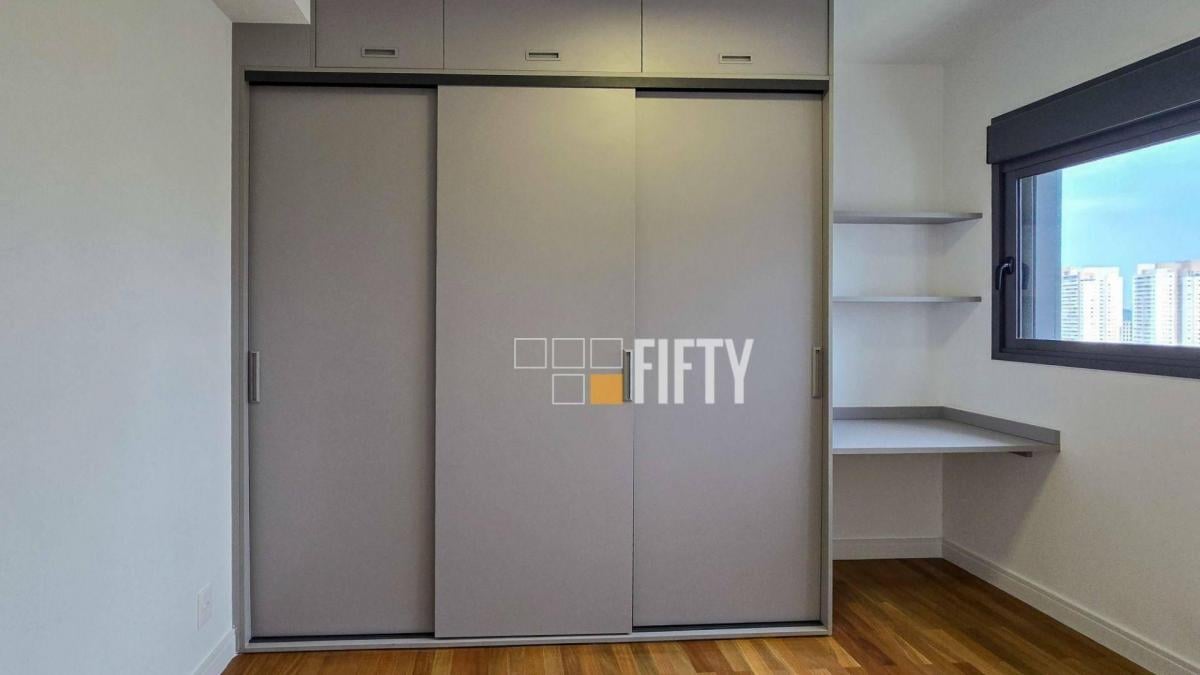 Apartamento novo, à venda, com 186m², 3 suítes, varanda integrada e 3 vagas – Panamby – SP