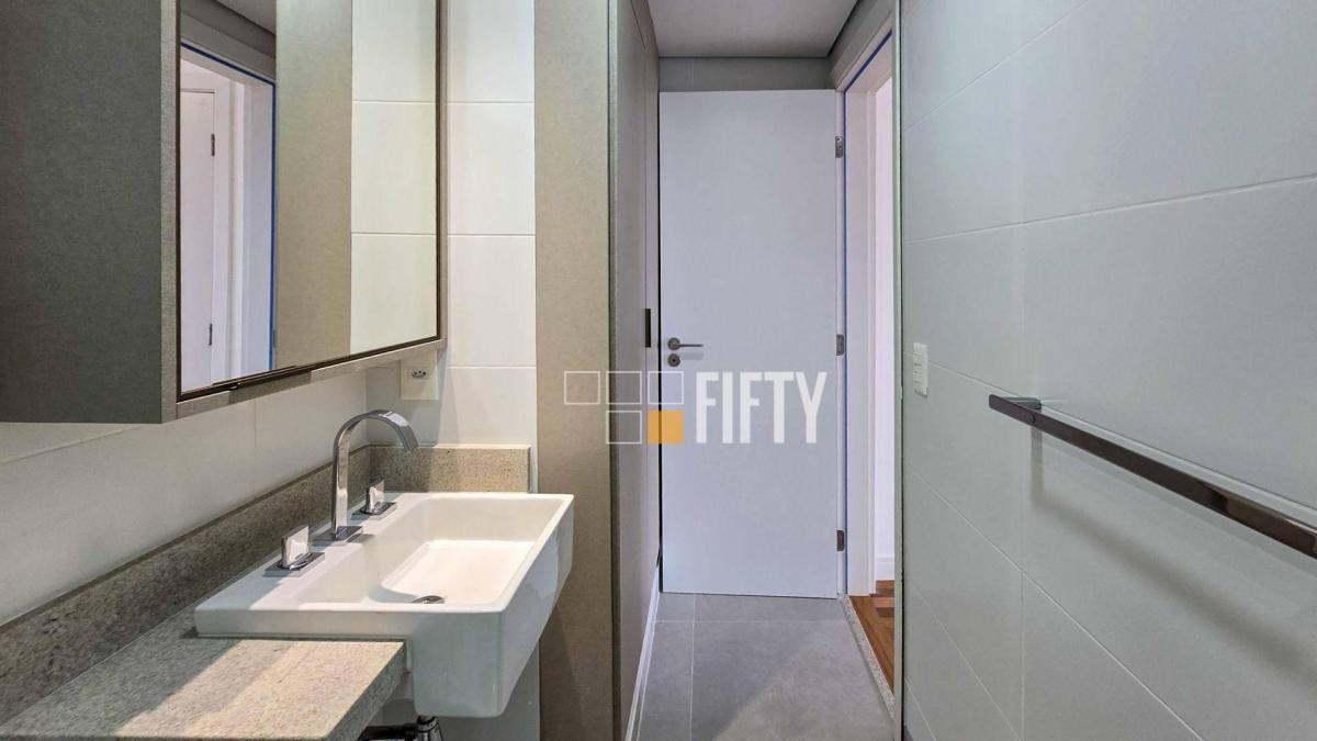 Apartamento novo, à venda, com 186m², 3 suítes, varanda integrada e 3 vagas – Panamby – SP