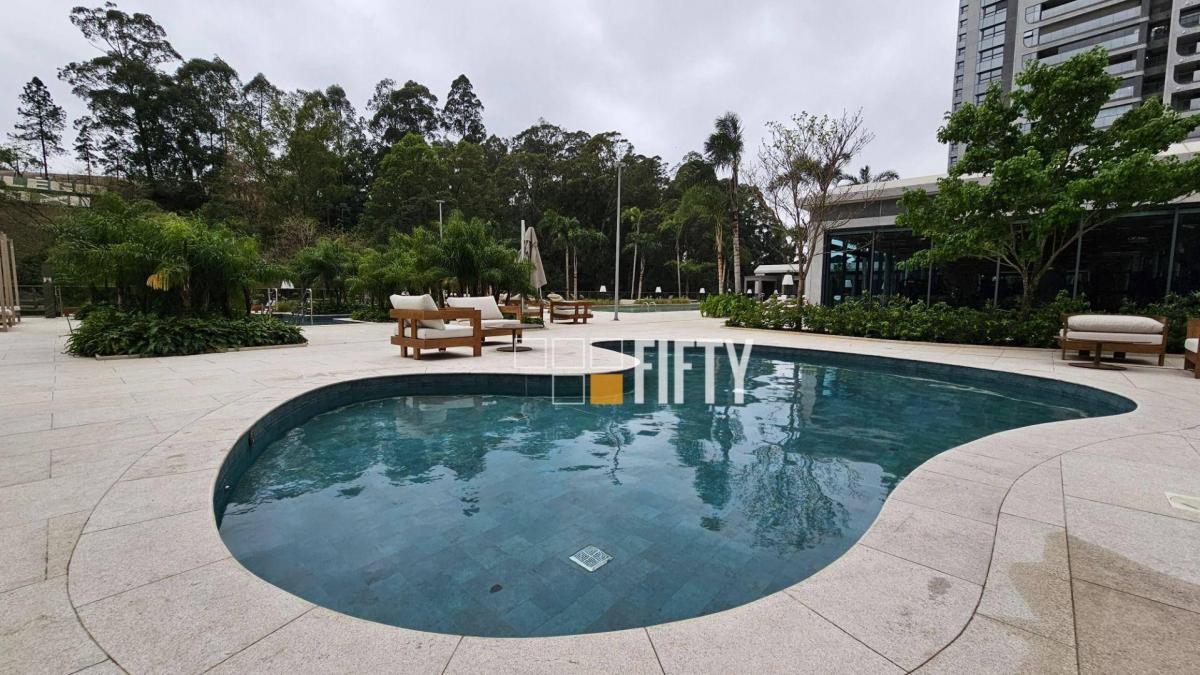 Apartamento novo, à venda, com 186m², 3 suítes, varanda integrada e 3 vagas – Panamby – SP