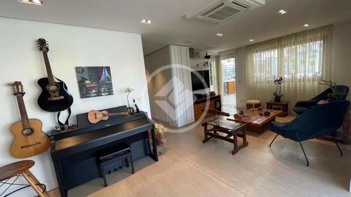 Cobertura – 4 Quartos – 3 suítes – Morumbi
