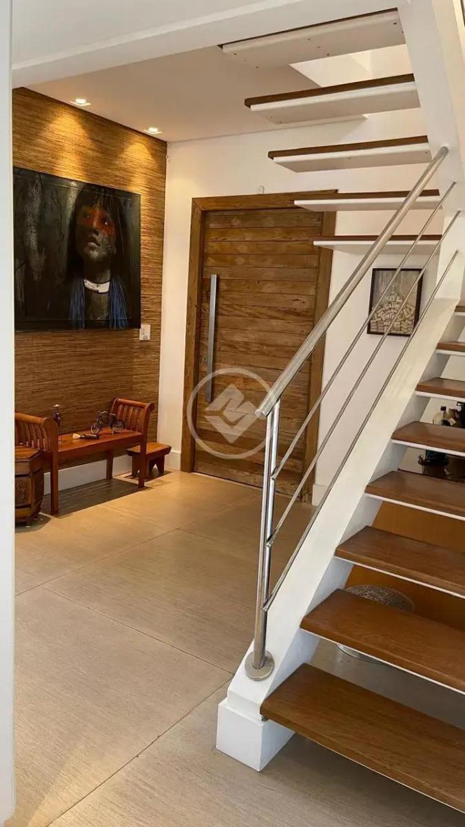 Cobertura – 4 Quartos – 3 suítes – Morumbi