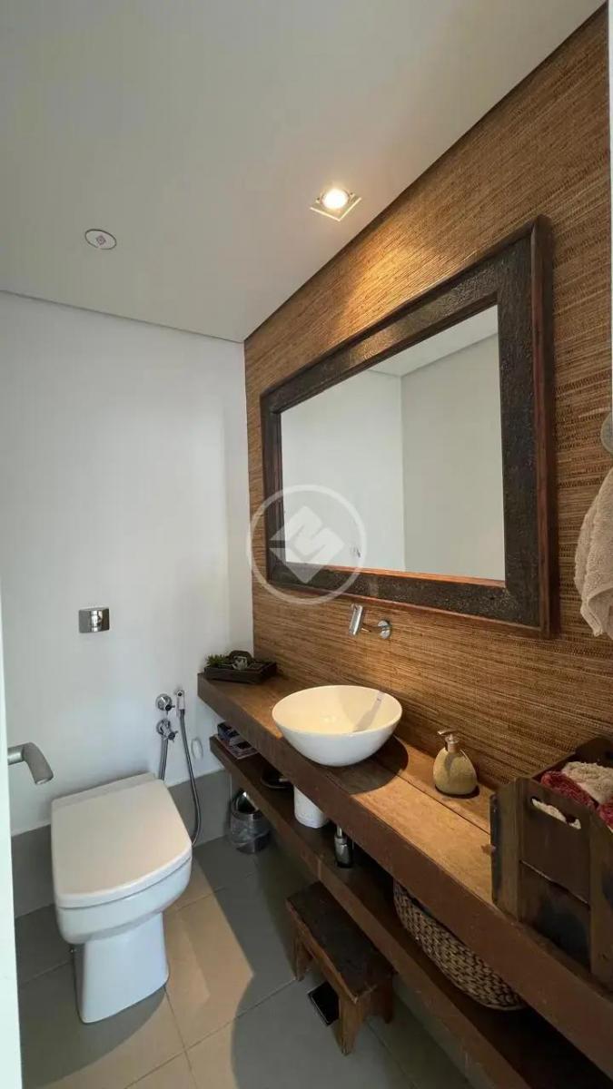 Cobertura – 4 Quartos – 3 suítes – Morumbi
