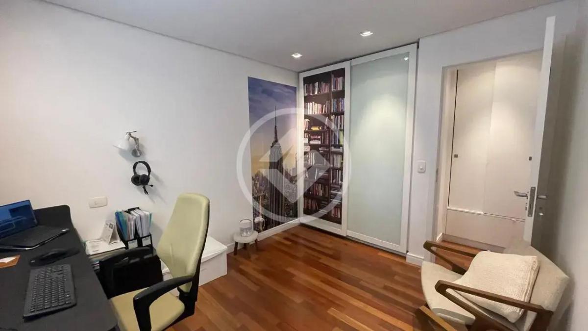 Cobertura – 4 Quartos – 3 suítes – Morumbi