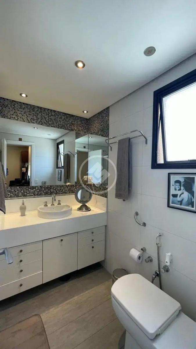Cobertura – 4 Quartos – 3 suítes – Morumbi