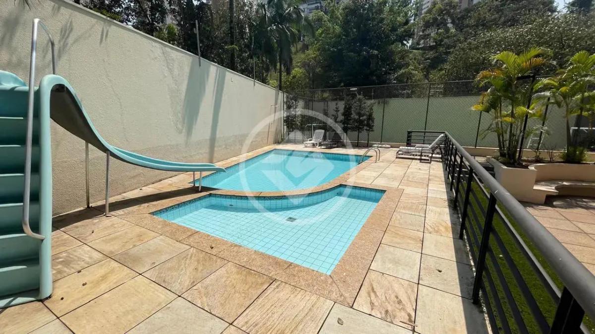 Cobertura – 4 Quartos – 3 suítes – Morumbi