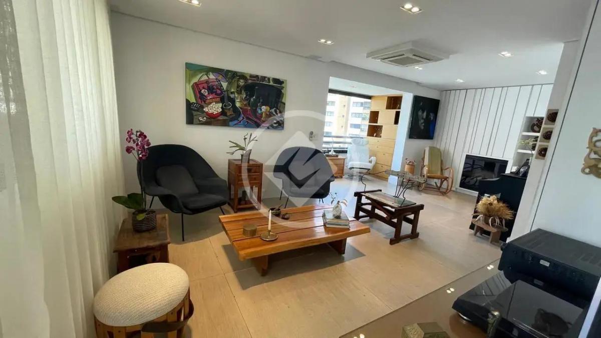 Cobertura – 4 Quartos – 3 suítes – Morumbi