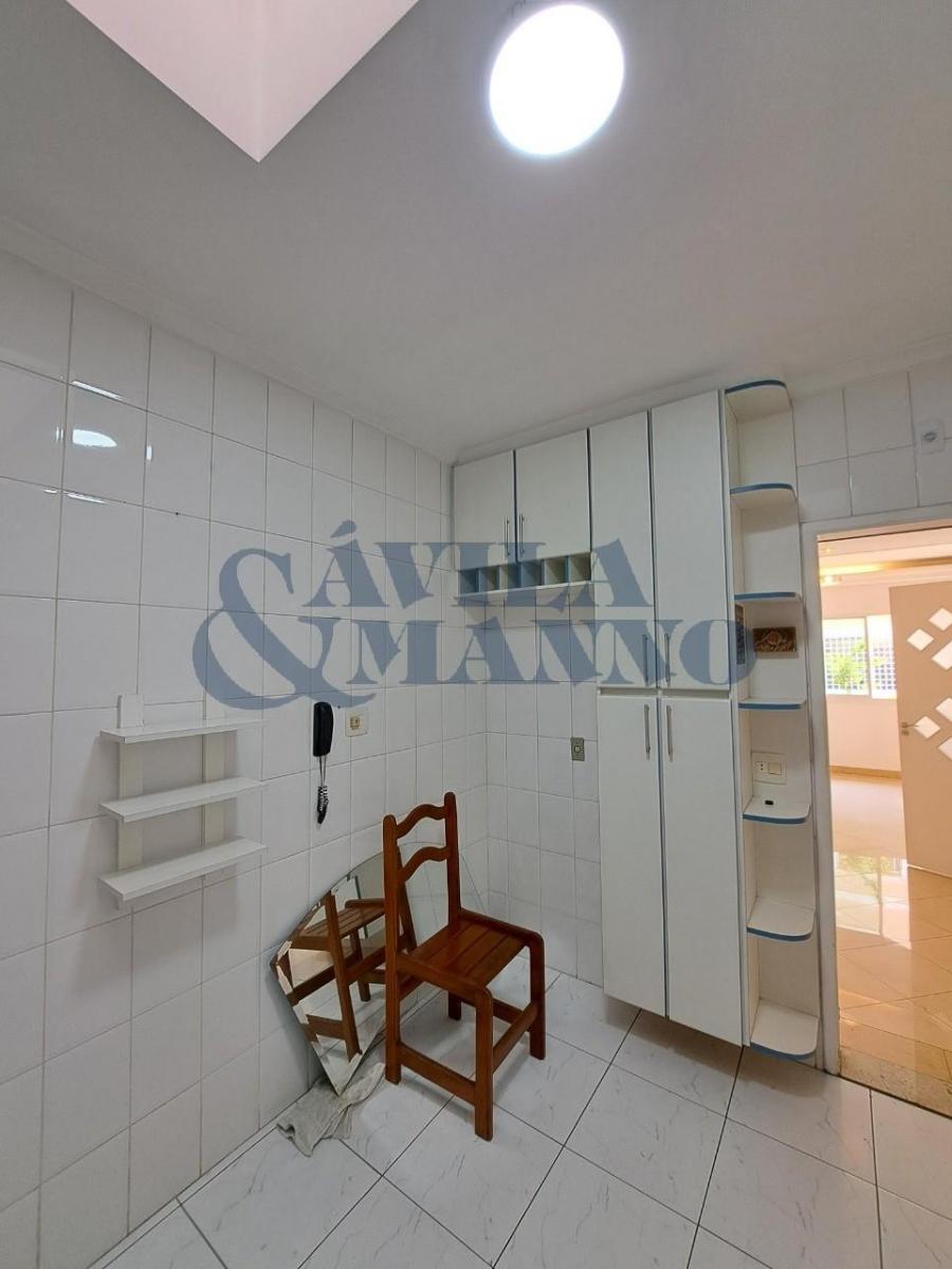 Imperdível oportunidade: Casa à venda em São Paulo-SP, Vila Bertioga! 3 quartos, 1 suíte, 1 sala, 4