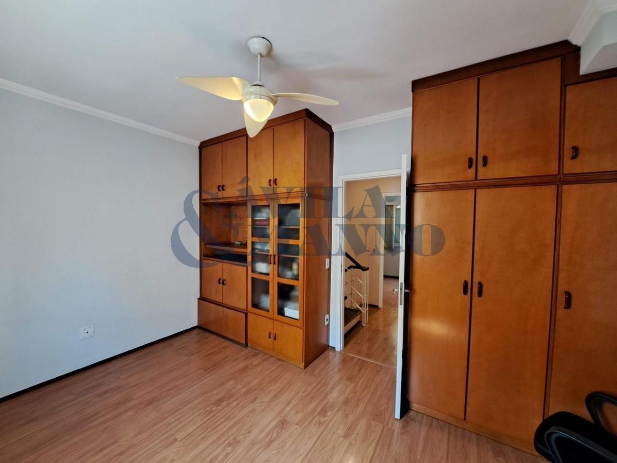 Imperdível oportunidade: Casa à venda em São Paulo-SP, Vila Bertioga! 3 quartos, 1 suíte, 1 sala, 4