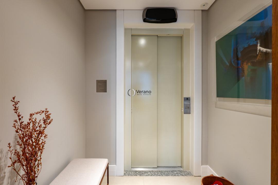 Apartamento à venda em São Paulo, Jardim Fonte do Morumbi – Com chu