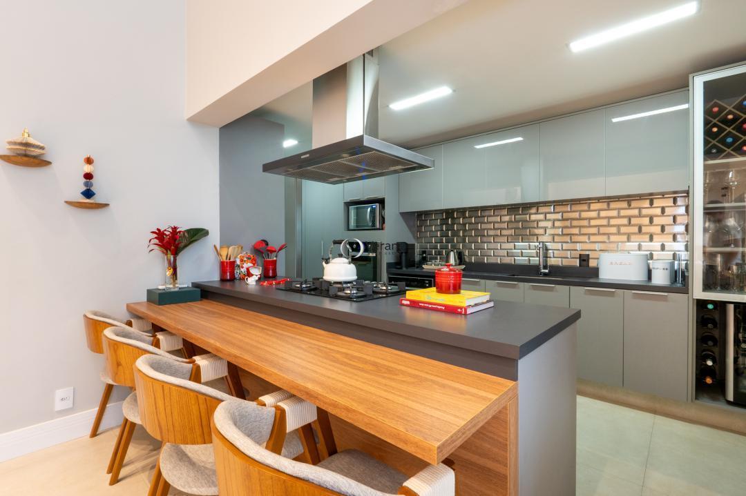 Apartamento à venda em São Paulo, Jardim Fonte do Morumbi – Com chu