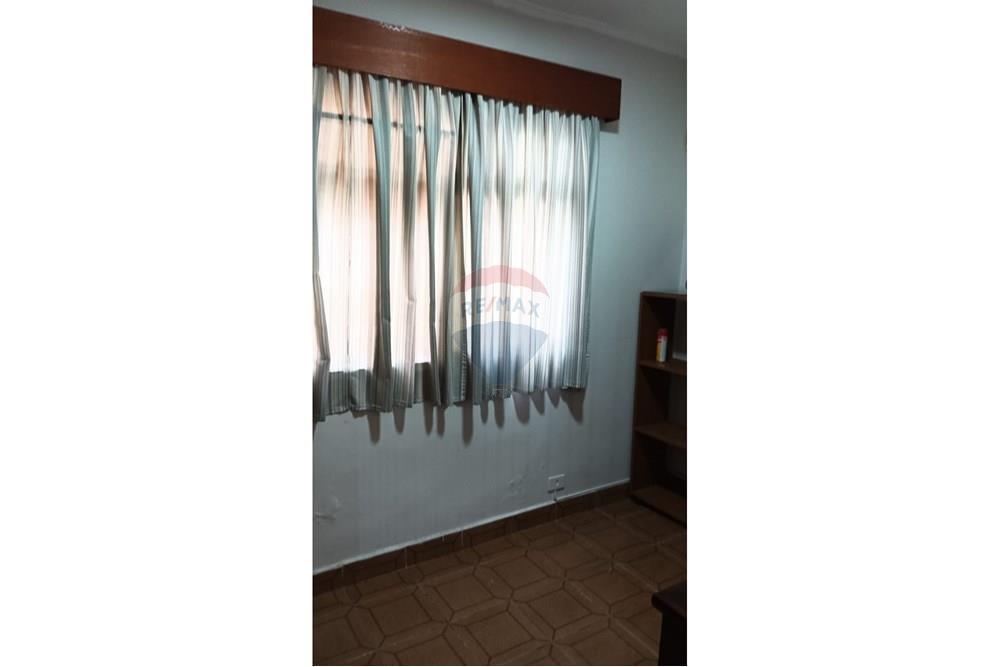 Sobrado à Venda Zona Norte próximo ao metrô 3 dormitórios 2 suites 3 vagas