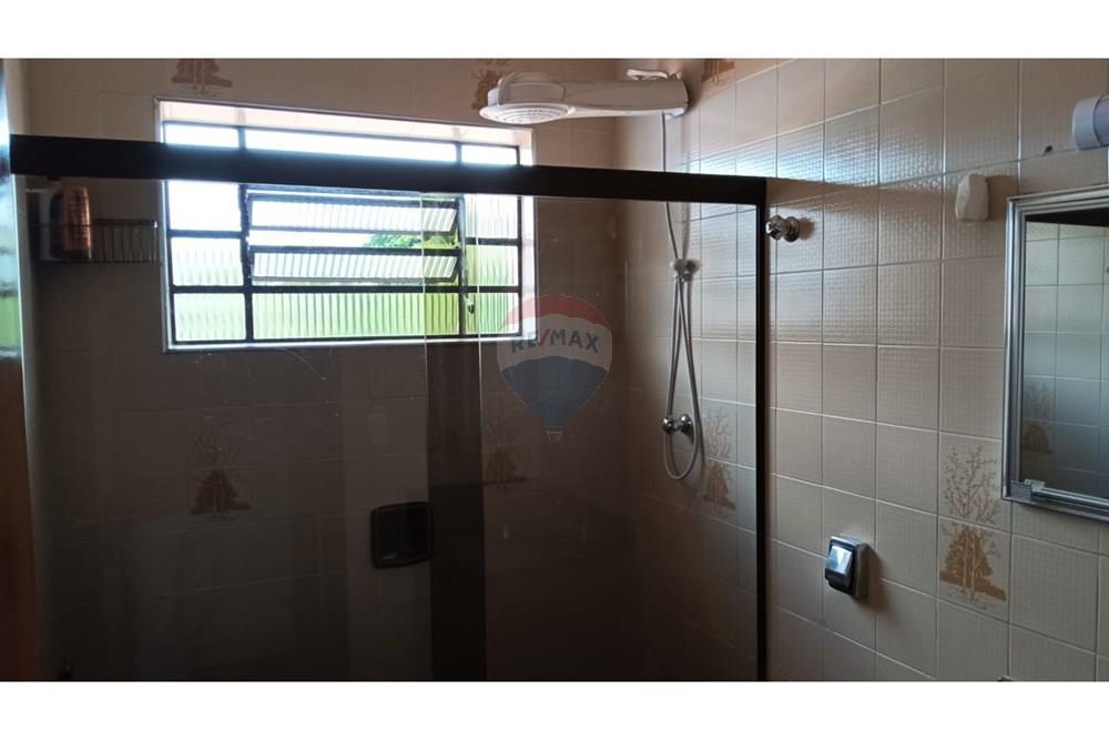 Sobrado à Venda Zona Norte próximo ao metrô 3 dormitórios 2 suites 3 vagas