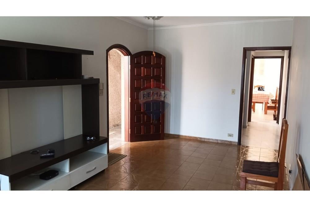 Sobrado à Venda Zona Norte próximo ao metrô 3 dormitórios 2 suites 3 vagas
