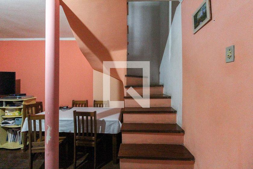 Casa à Venda – Itaquera, 2 Quartos, 88 m² – São Paulo