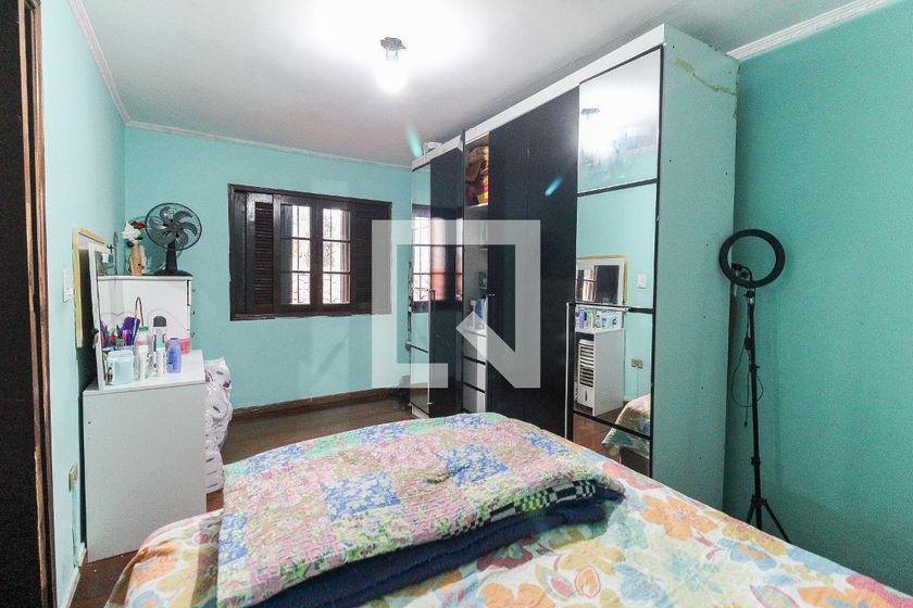Casa à Venda – Itaquera, 2 Quartos, 88 m² – São Paulo