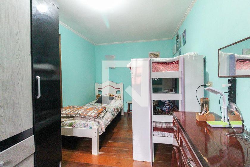 Casa à Venda – Itaquera, 2 Quartos, 88 m² – São Paulo