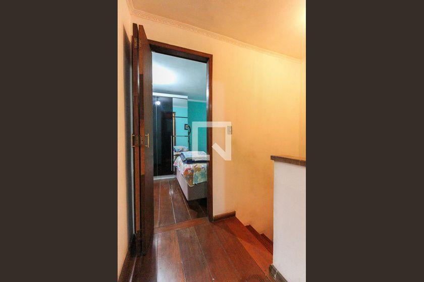 Casa à Venda – Itaquera, 2 Quartos, 88 m² – São Paulo