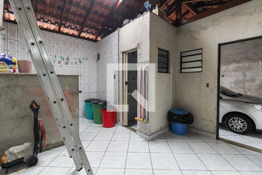 Casa à Venda – Itaquera, 2 Quartos, 88 m² – São Paulo