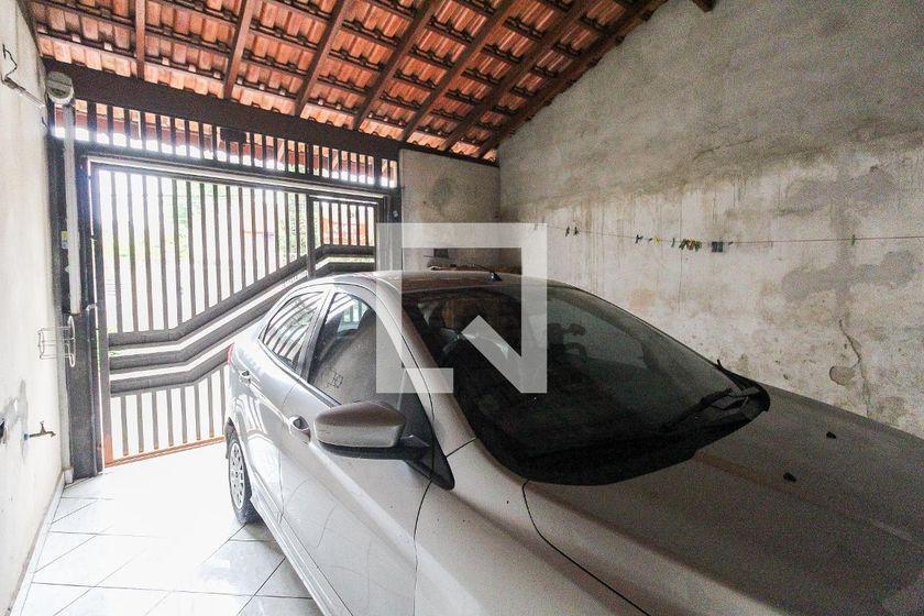Casa à Venda – Itaquera, 2 Quartos, 88 m² – São Paulo