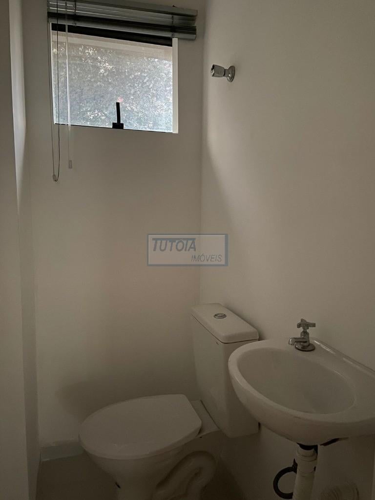 CONJUNTO COMERCIAL DE 41M² DE ÁREA ÚTIL A VENDA NA VILA CLEMENTINO