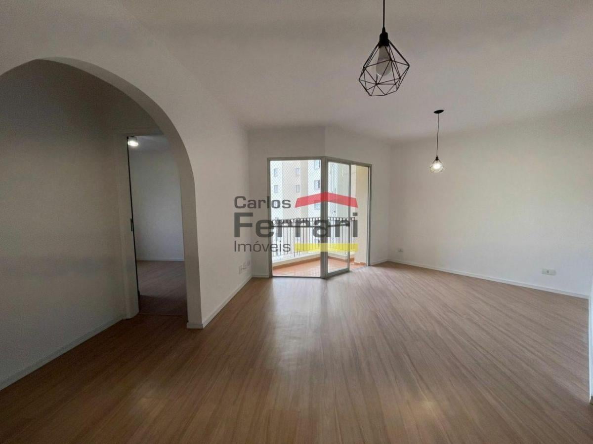Rua Copacana com 3 quartos !